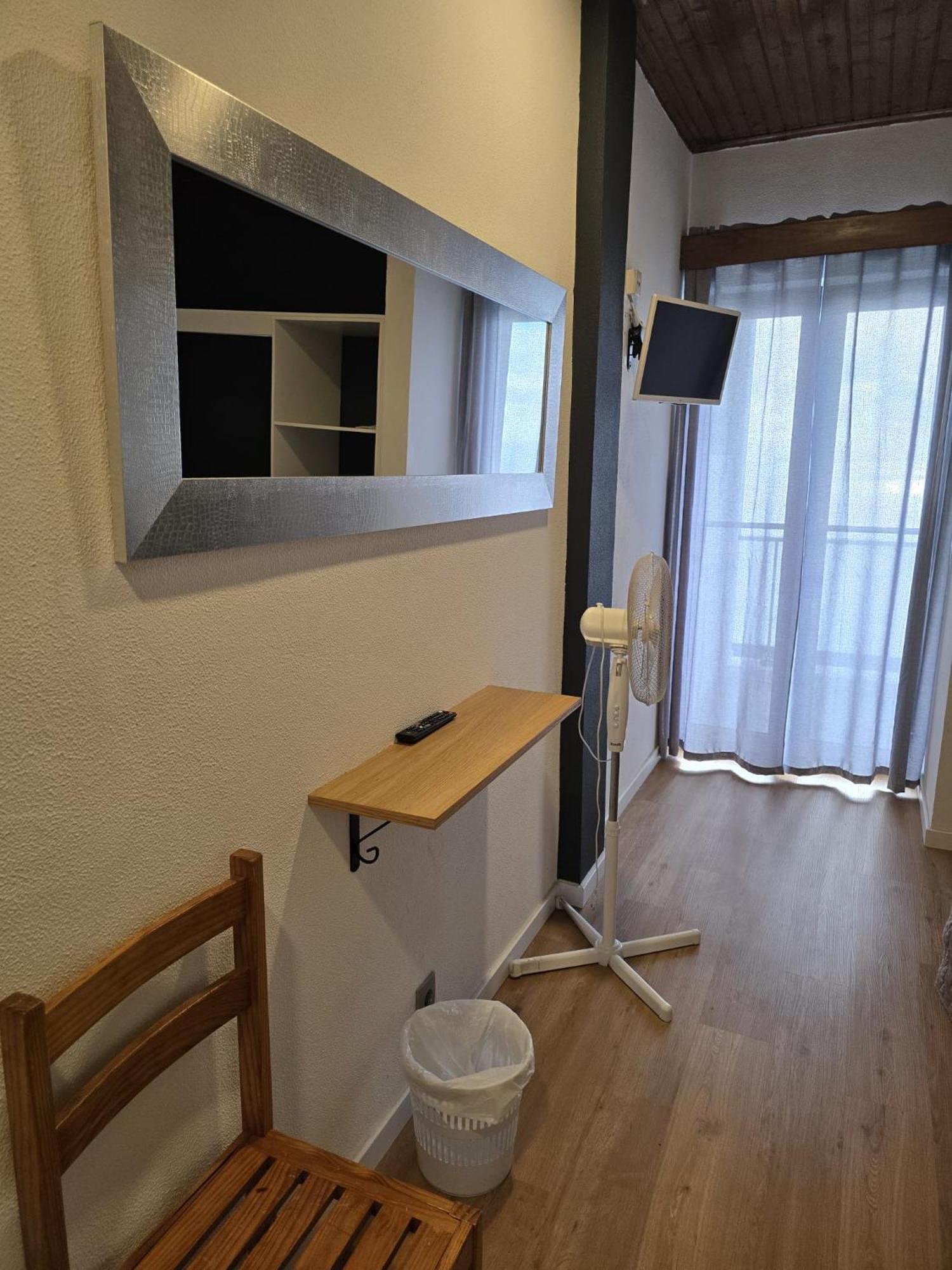 Al Moniz Hotel Água de Pena Eksteriør billede