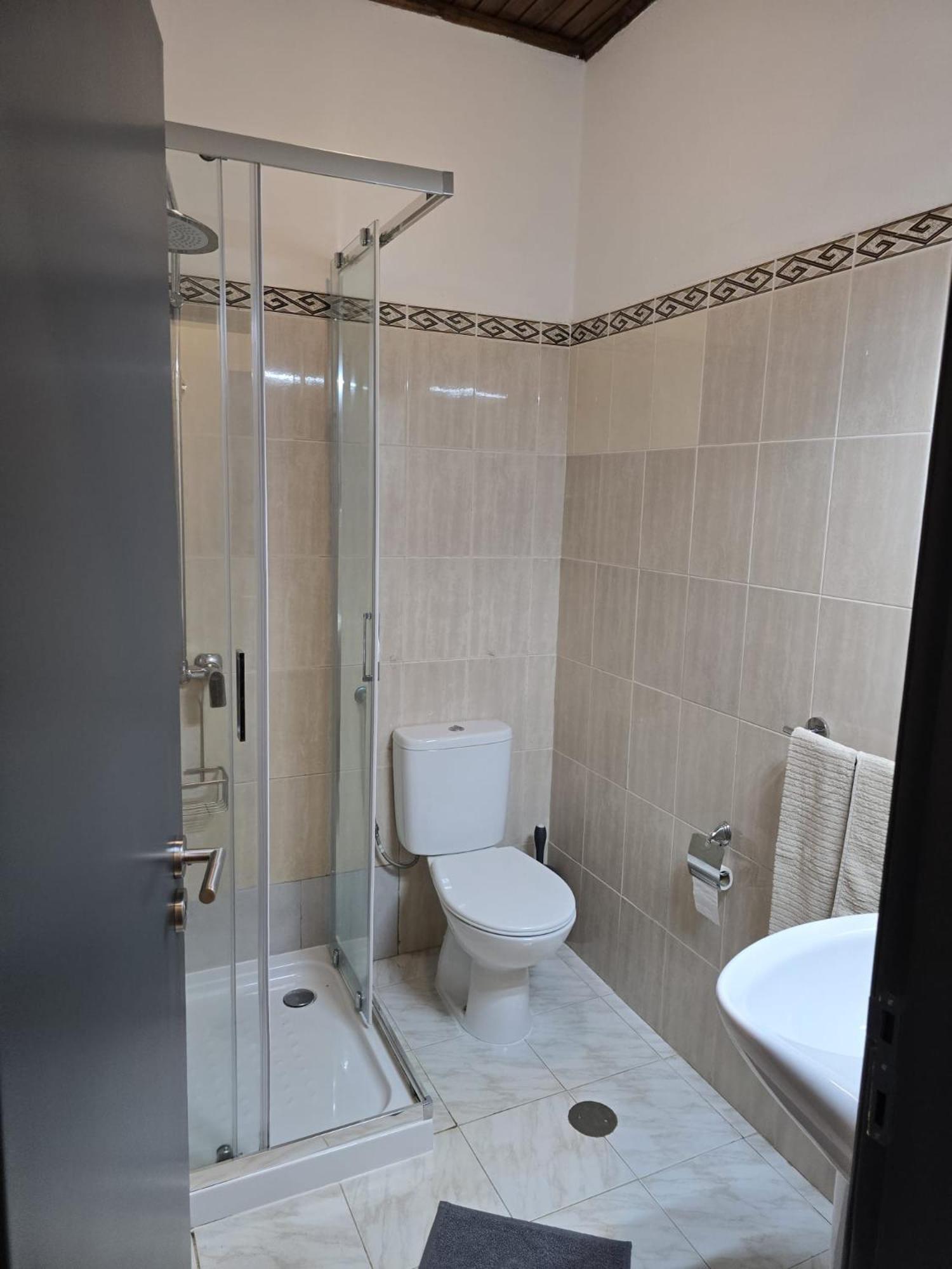 Al Moniz Hotel Água de Pena Eksteriør billede