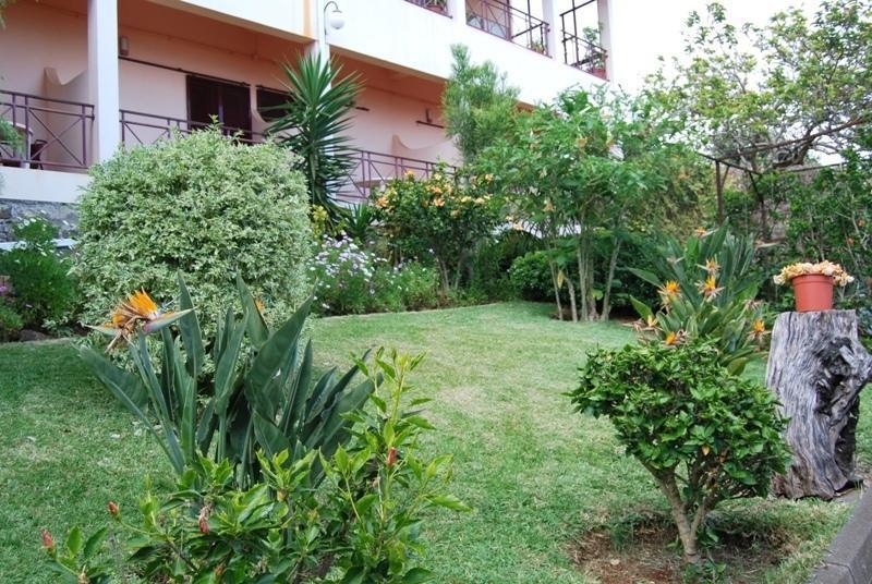 Al Moniz Hotel Água de Pena Eksteriør billede